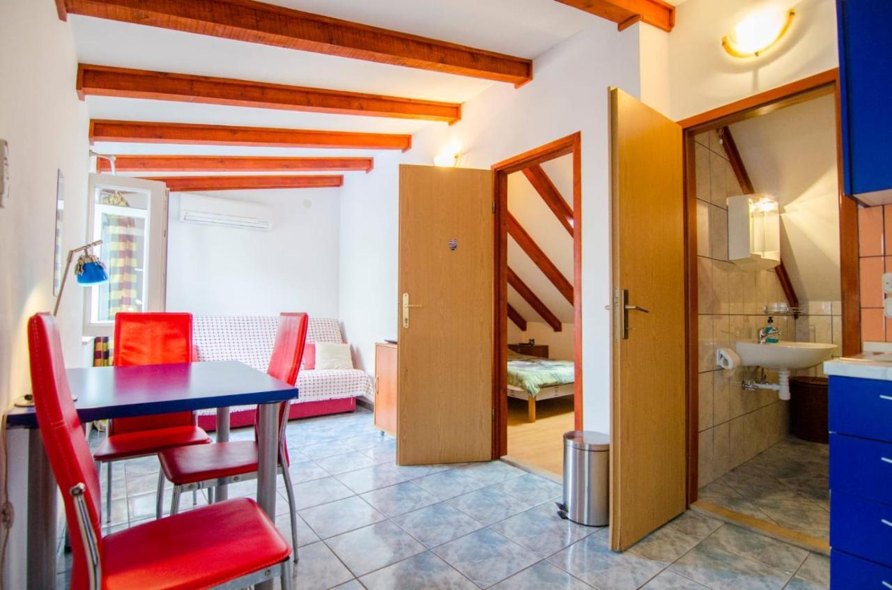 Villa Angie Old Town With Jacuzzi Split Exterior photo