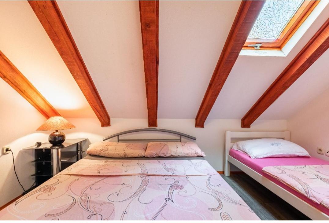 Villa Angie Old Town With Jacuzzi Split Exterior photo