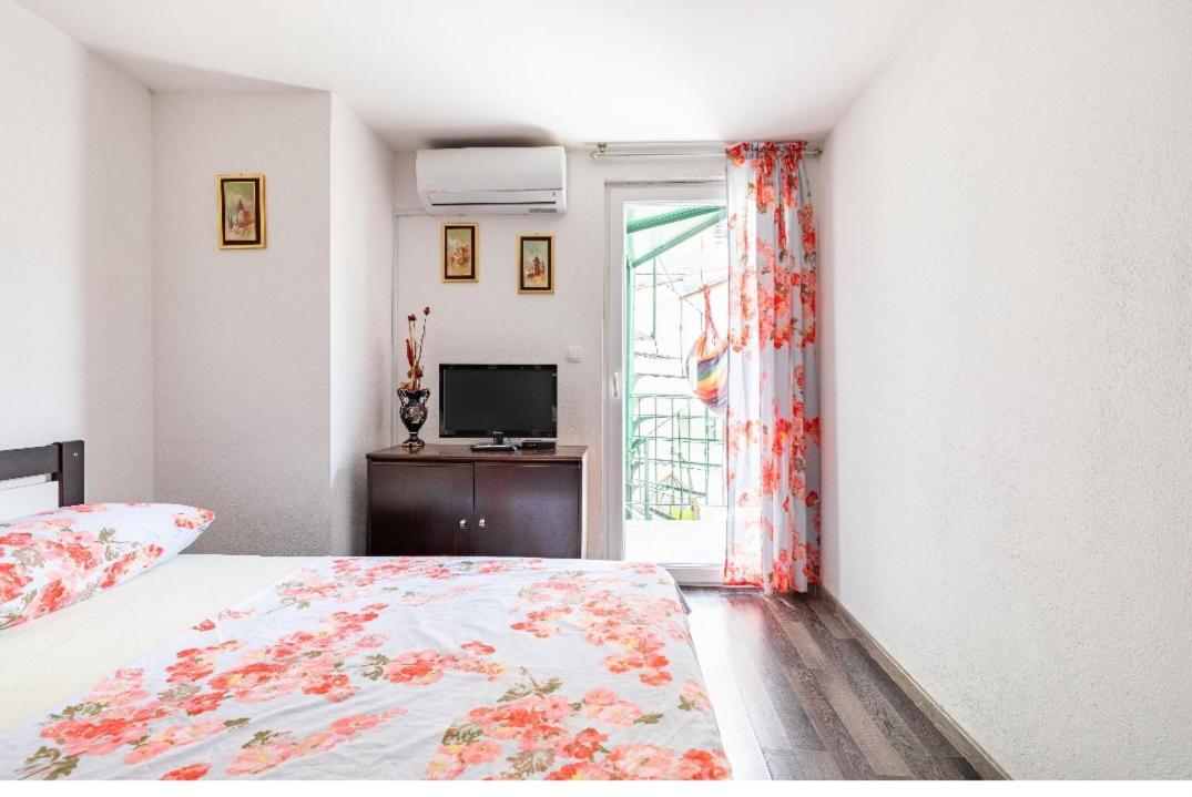 Villa Angie Old Town With Jacuzzi Split Exterior photo