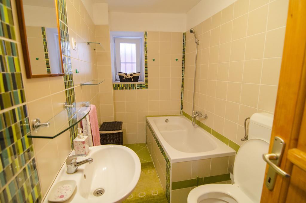 Villa Angie Old Town With Jacuzzi Split Exterior photo
